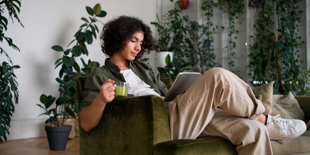 Gaya Hidup Slow Living Di Tengah Dunia Serba Instan