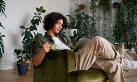 Gaya Hidup Slow Living Di Tengah Dunia Serba Instan