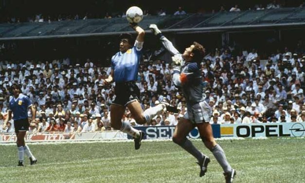 Momen Paling Ikonik Dalam Sejarah Piala Dunia Sepak Bola