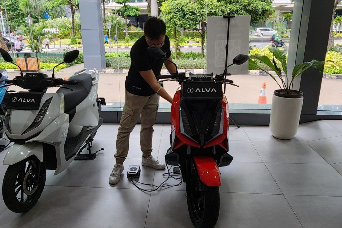 Motor Listrik Dan Masa Depan Transportasi Indonesia