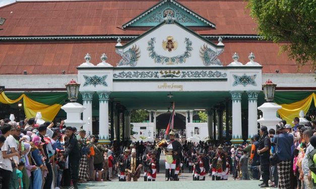 Keraton Di Indonesia: Sejarah Dan Perannya Hingga Saat Ini