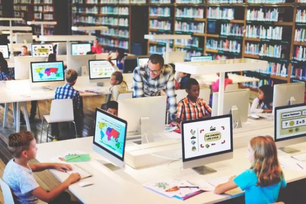 Memanfaatkan Sumber Digital Untuk Menambah Pengetahuan