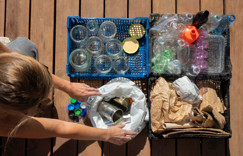 Sampah Plastik: Langkah Sederhana Dari Lingkungan Rumah